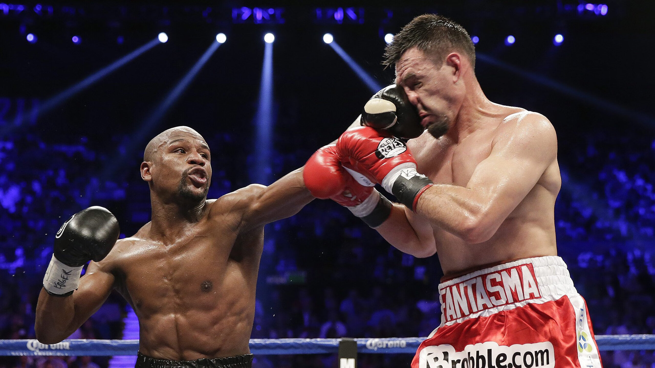 开云体育在线-欧冠淘汰赛焦点战，开拓者鏖战黄蜂，当篮球与足球在精神疆域交锋